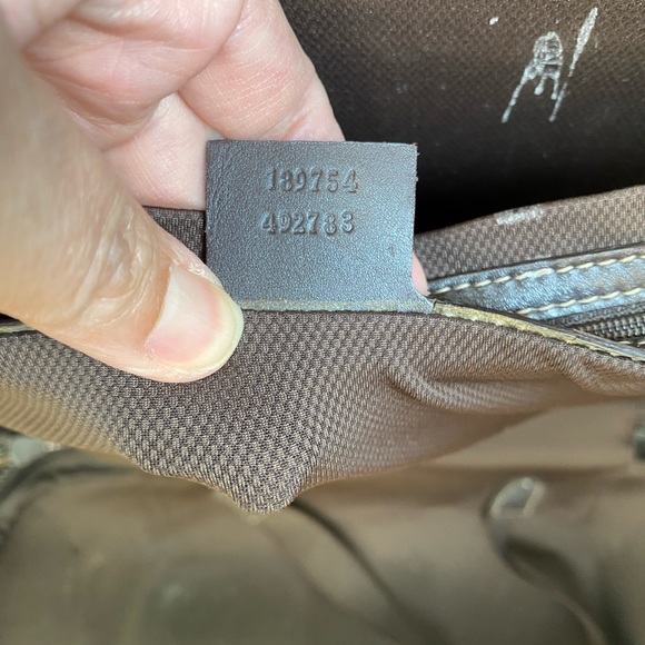 Gucci small rolling carry on size 20. - Picture 11 of 14